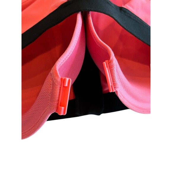 Victoria Secret Knockout Sport Bra Front Zip Underwire Sz 38D Pink & Black - Picture 5 of 8